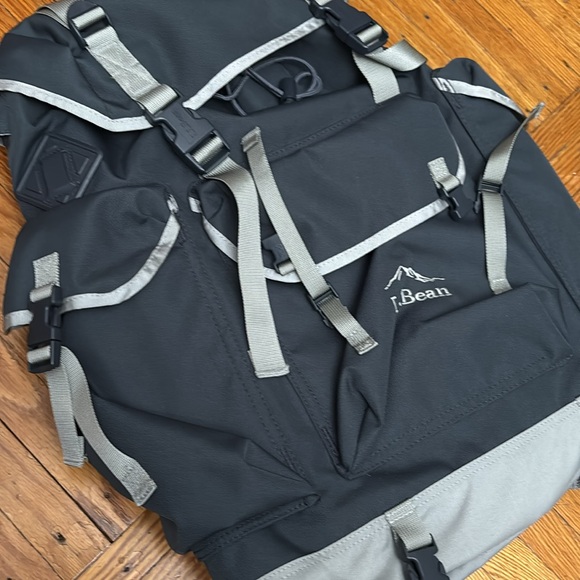 L.L. Bean Black and Gray Men's Backpack - Picture 7 of 7